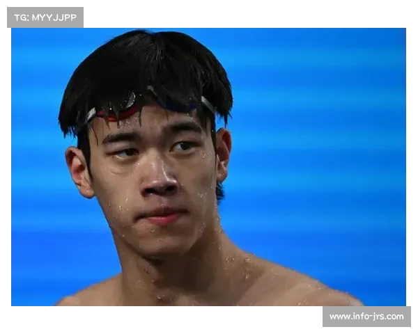 张展硕男子400米自由泳破世界青年纪录夺冠，潘展乐孙杨并列无缘领奖台